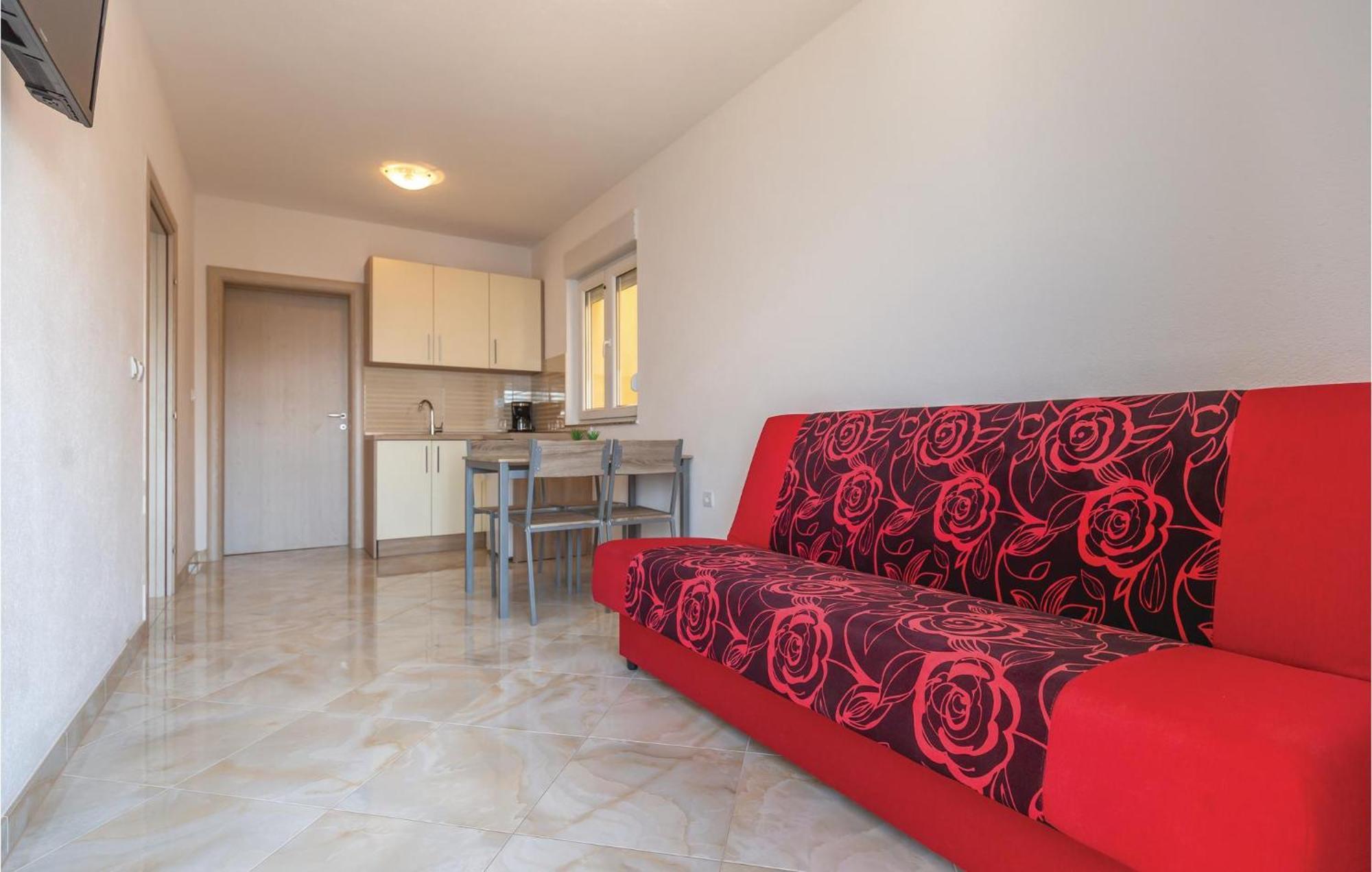 Nice Apartment In Krvavica With House Sea View Εξωτερικό φωτογραφία