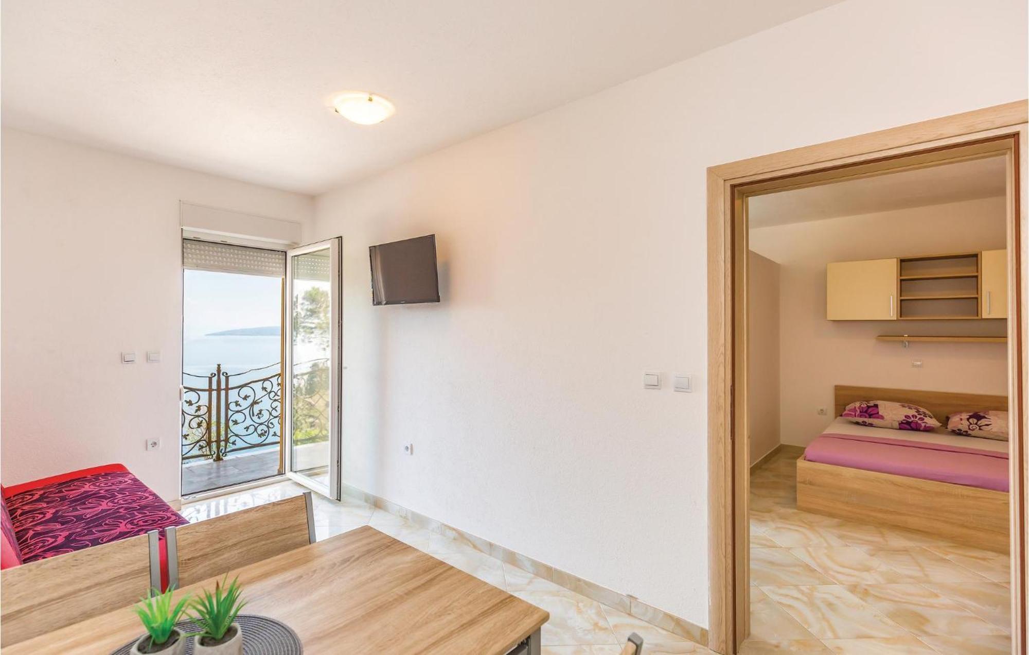 Nice Apartment In Krvavica With House Sea View Εξωτερικό φωτογραφία