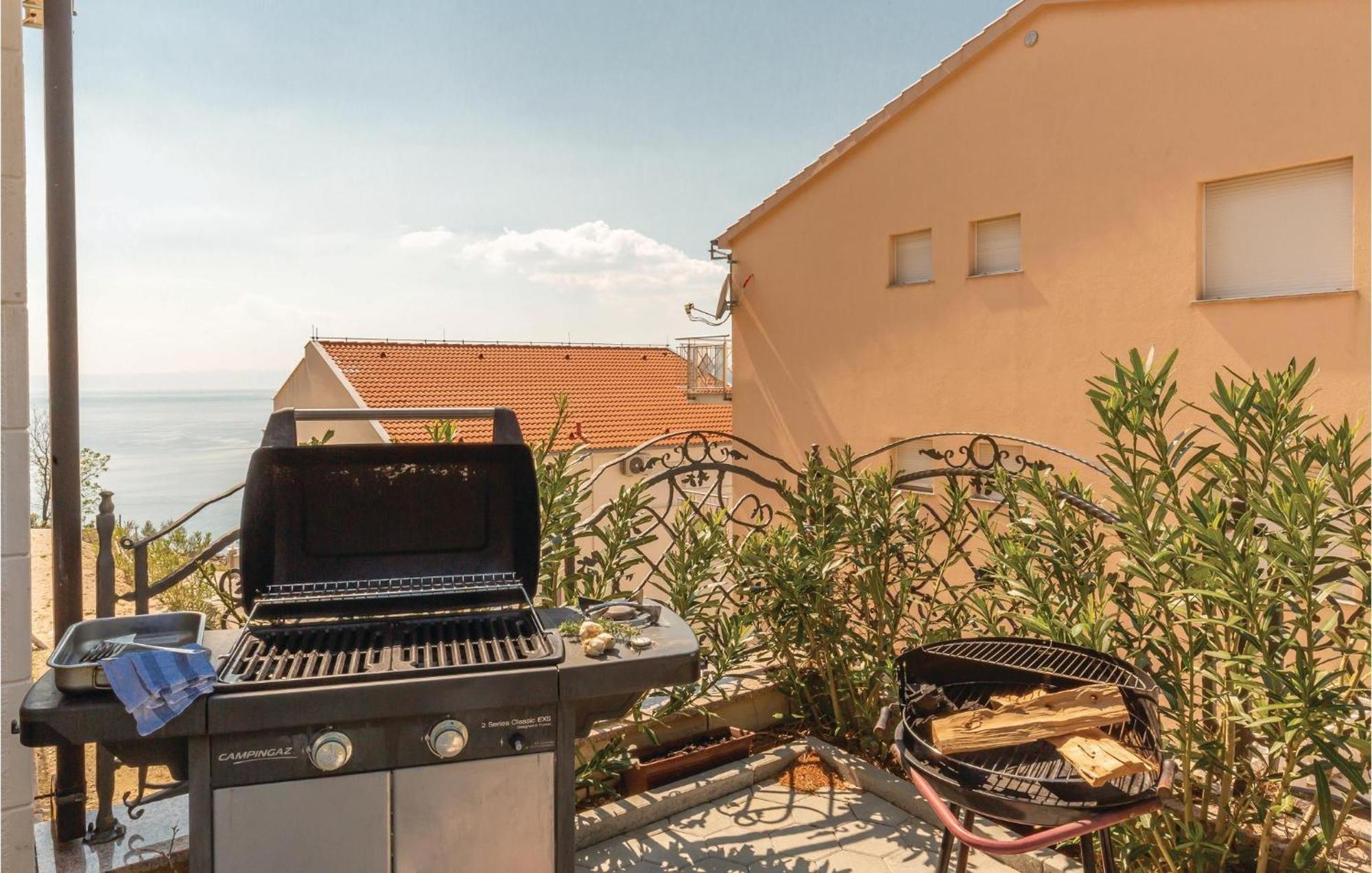 Nice Apartment In Krvavica With House Sea View Εξωτερικό φωτογραφία